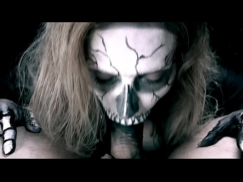 ❤️ Demon girl imeb kulli oma musta suuga ja neelab sperma. ️ Super seks at et.prendiporno.ru